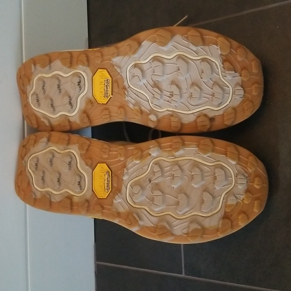 New Balance Trail Running Sneakers - Picture 6 of 11